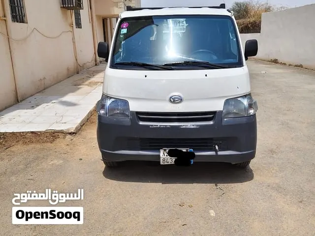 Daihatsu Sirion 2015