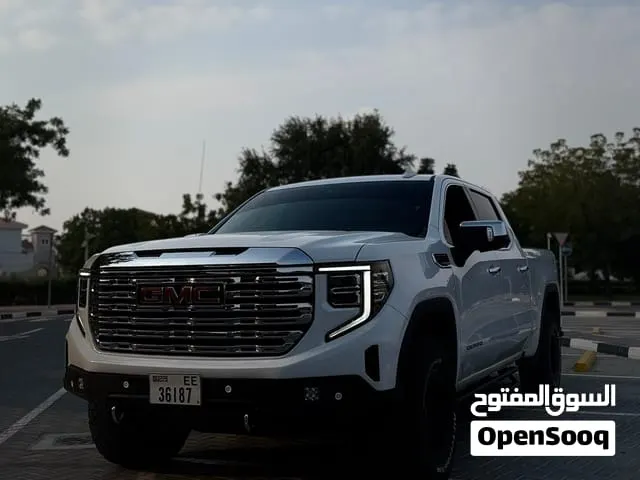 GMC Sierra Denali 2023