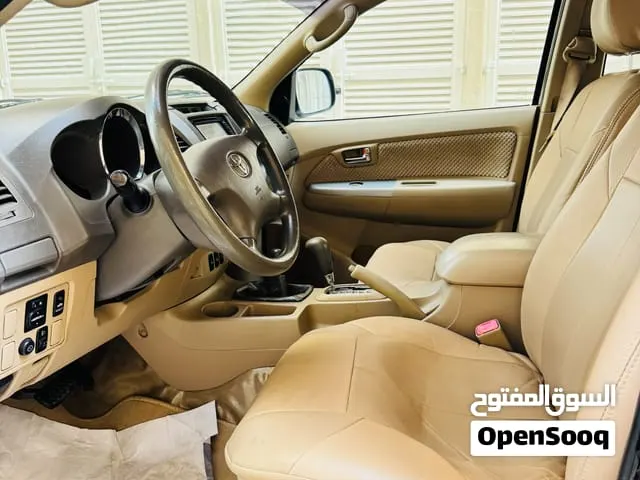 Toyota Fortuner 2011
