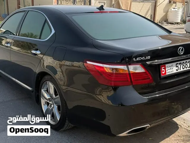 Lexus LS 460 2011