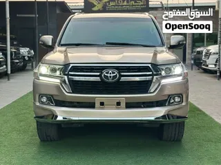 تويوتا لاند كروزر GXR 2015