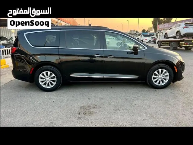 Chrysler Pacifica 2017