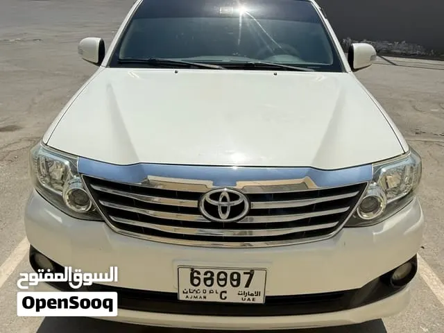 Toyota Fortuner 2013