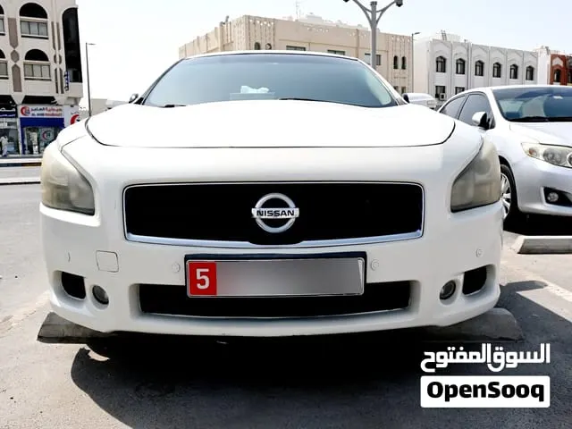 Nissan Maxima 2011