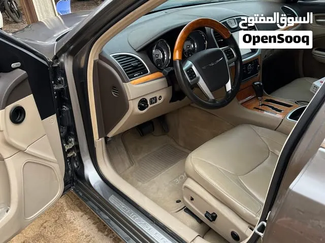Chrysler 300 2012