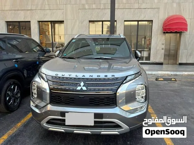 Mitsubishi Outlander 2023