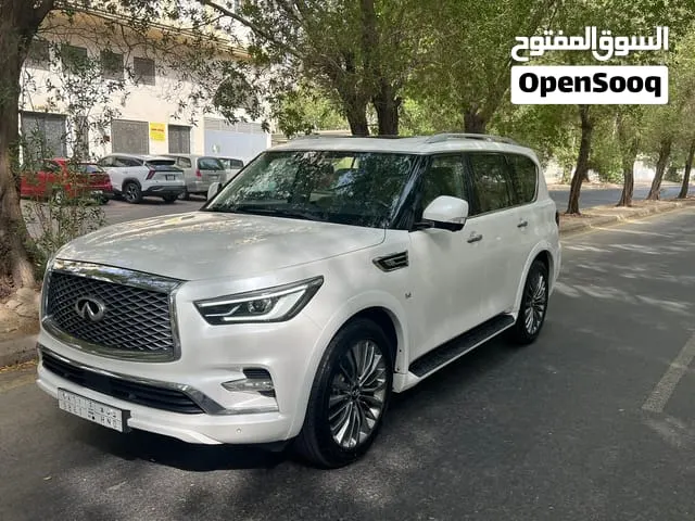 Infiniti QX80 2020