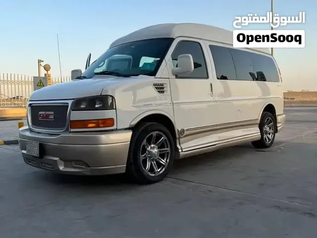 GMC Savana 2013