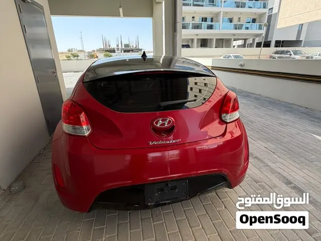 Hyundai Veloster 2013