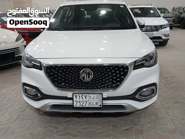 MG HS 2023
