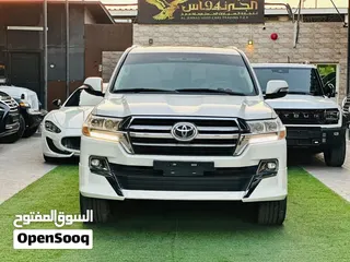 تويوتا لاند كروزر VXR 2016