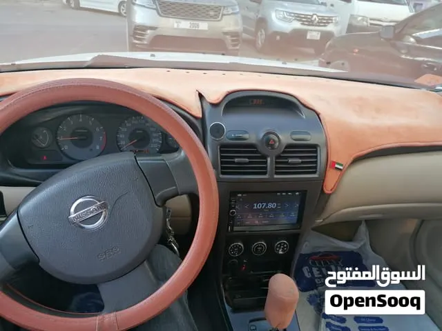 Nissan Sunny 2012