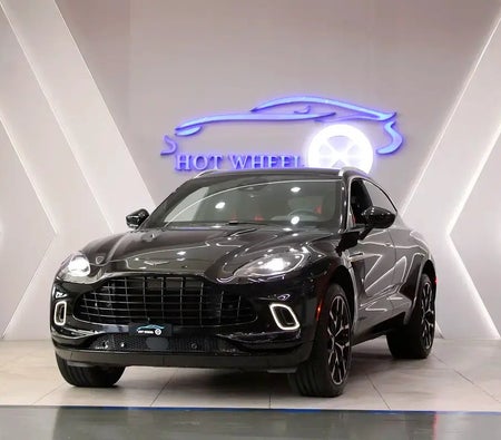 Aston Martin Dbx 2022 — OneClickDrive