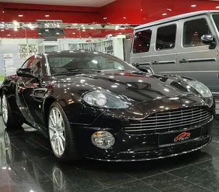 أستون مارتن Vanquish 2005