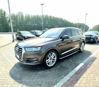Audi Q7 2016 — OneClickDrive