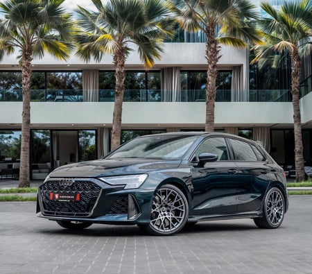 Audi RS3 2025 — OneClickDrive