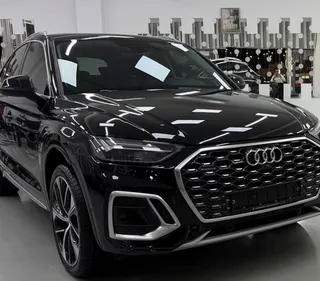 Audi Q5 2022 — OneClickDrive