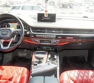 Audi Q7 2018 — OneClickDrive