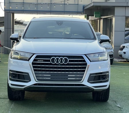 Audi Q7 2018 — OneClickDrive