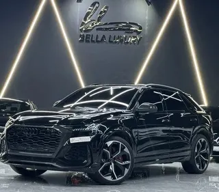 Audi RS Q8 2022 — OneClickDrive