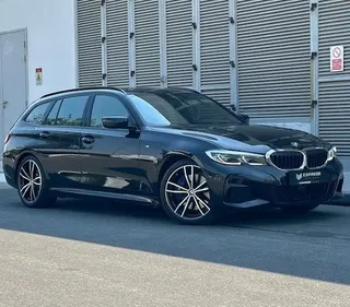BMW 3 Series 2022 — OneClickDrive