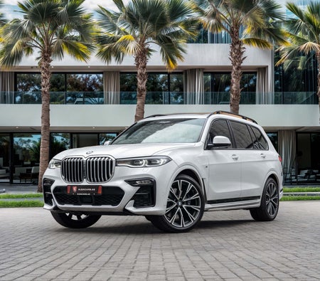 BMW X7 2022 — OneClickDrive
