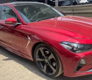 Genesis G70 2019 — OneClickDrive