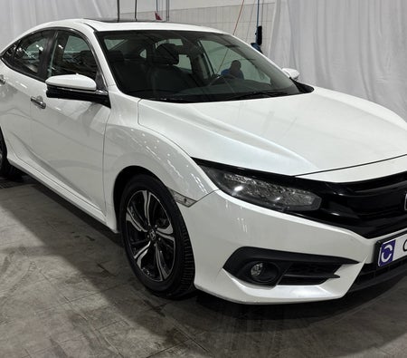 Honda Civic 2018 — OneClickDrive