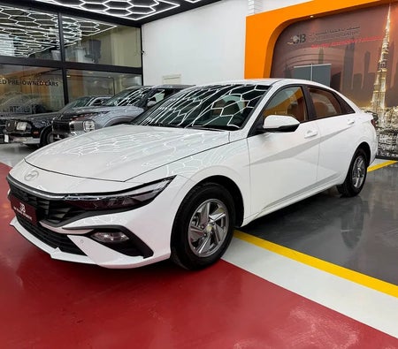 Hyundai Elantra 2024 — OneClickDrive