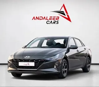 Hyundai Elantra 2023 — OneClickDrive