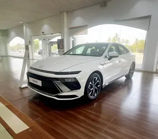 Hyundai Sonata 2025 — OneClickDrive