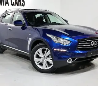 إنفينيتي QX70 2016 — OneClickDrive