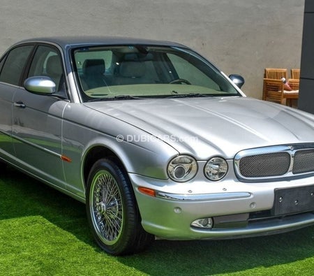 Jaguar Xj 2004 — OneClickDrive