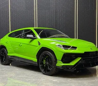 لامبورغيني Urus 2023