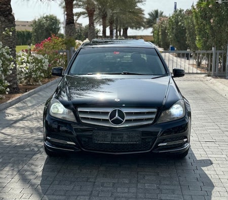 Mercedes-Benz C Class 2014 — OneClickDrive