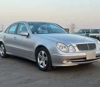 مرسيدس بنز E Class 2004