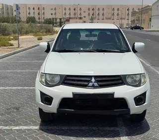 ميتسوبيشي L200 2015