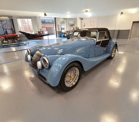 Morgan Plus 4 2025 — OneClickDrive