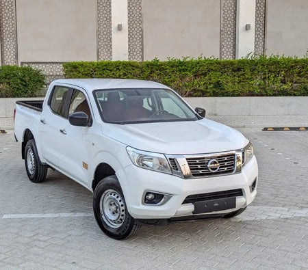 Nissan Navara SE 2022 — OneClickDrive