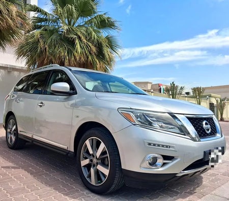 Nissan Pathfinder SV 2013 — OneClickDrive