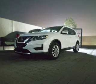 Nissan Rogue SV 2018 — OneClickDrive