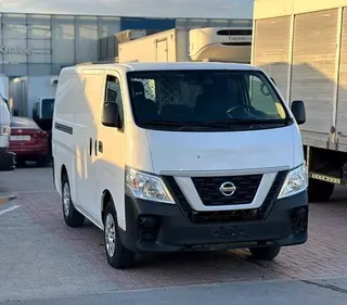 Nissan Urvan 2022 — OneClickDrive