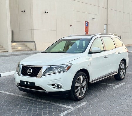Nissan Pathfinder SV 2014 — OneClickDrive