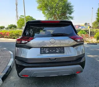 Nissan 4WD 2023