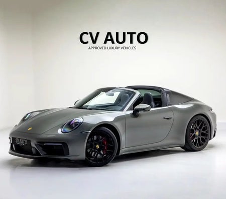 Porsche 911 2021 — OneClickDrive