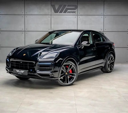Porsche Cayenne GTS 2023 — OneClickDrive