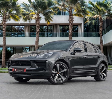 Porsche Macan 2022 — OneClickDrive