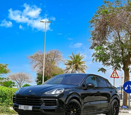 Porsche Cayenne 2021 — OneClickDrive
