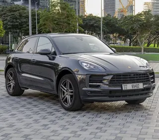 Porsche Macan 2021 — OneClickDrive