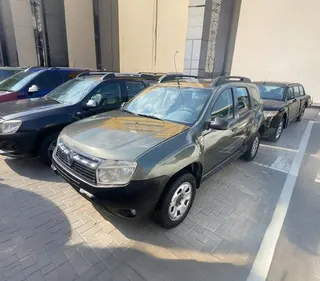 Renault Duster 2014 — OneClickDrive
